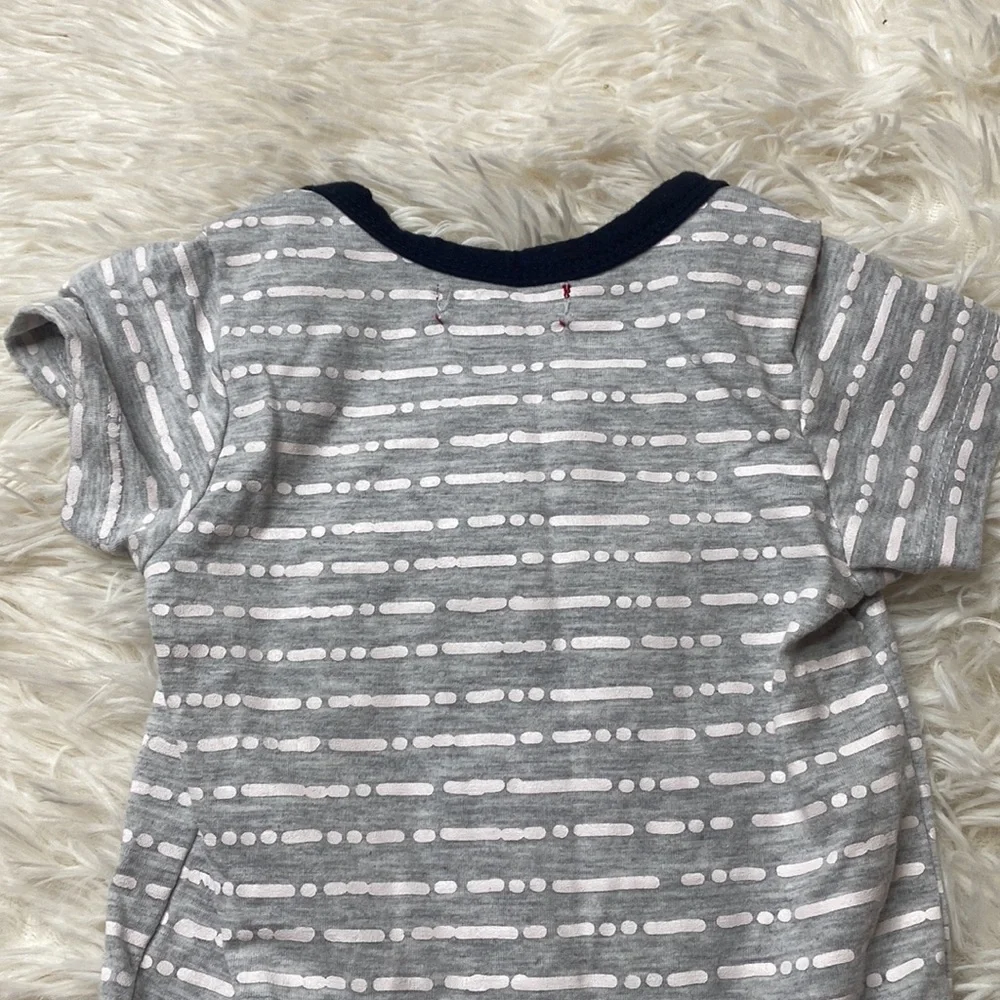 7 For All Mankind Gray & Blue Onesie Size 3-6 Months Excellent Condition
